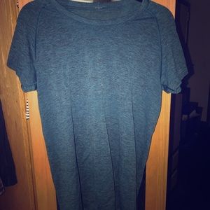 LULULEMON SWIFTLY CREW•INCLD REUSABLE LULU BAG